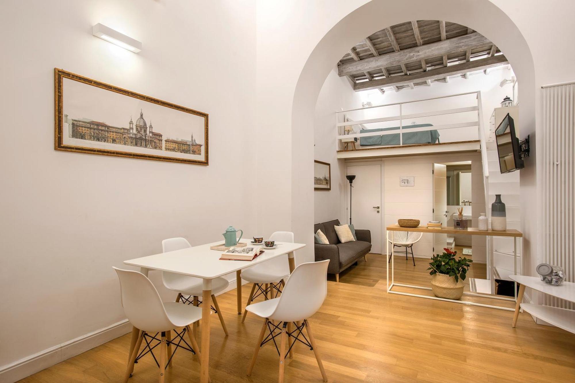 Holidays Teatro Pace Рим Экстерьер фото
